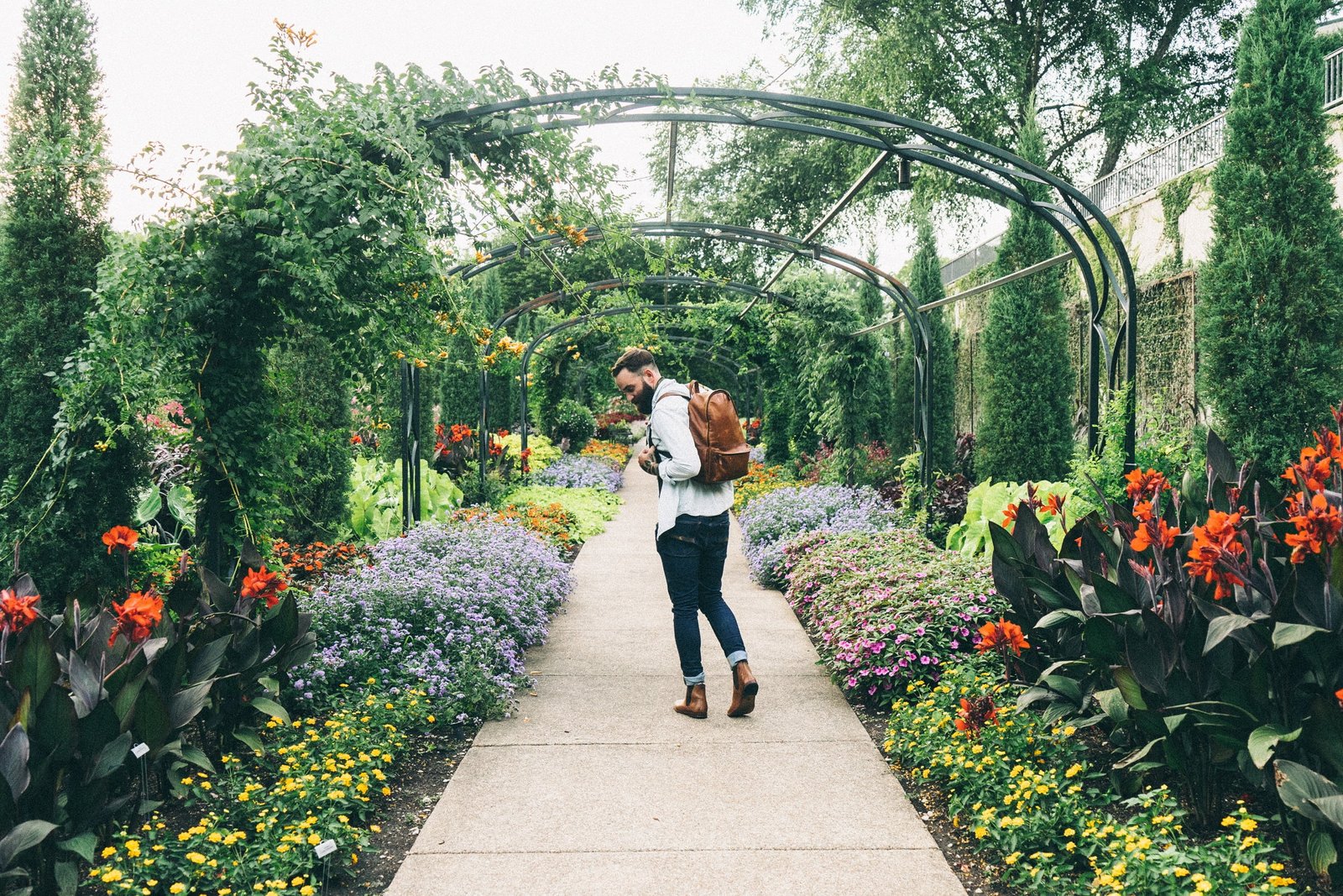 Individuals 16 joshua ness knS1W48bBGg unsplash